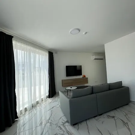 Apartamento Massive New Corner Penthouse In The Centre Of Bugibba 3b