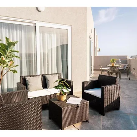 Appartement Exclusive Corner Penthouse With Terrace - By Hostmt