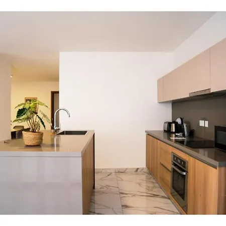 Exclusive Corner Penthouse With Terrace - By Hostmt * St. Paul's Bay