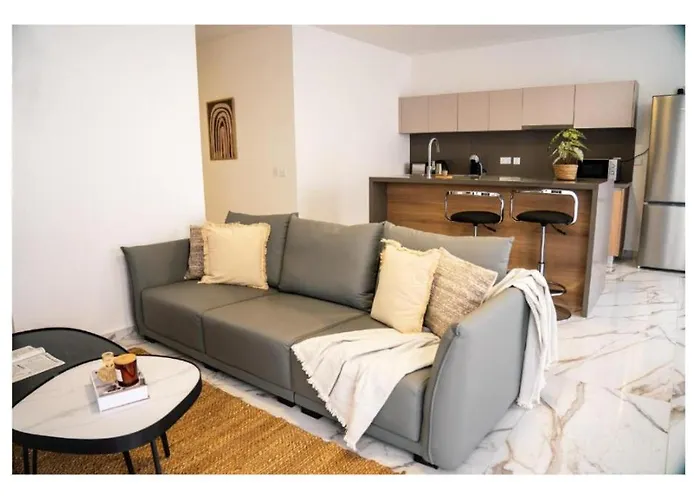 Exclusive Corner Penthouse With Terrace - By Hostmt * St. Paul's Bay