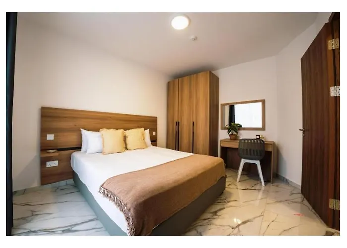 Exclusive Corner Penthouse With Terrace - By Hostmt * St. Paul's Bay