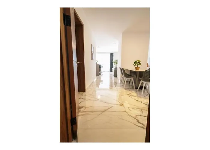 Exclusive Corner Penthouse With Terrace - By Hostmt * St. Paul's Bay