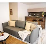 Exclusive Corner Penthouse With Terrace - By Hostmt * 圣保罗湾城